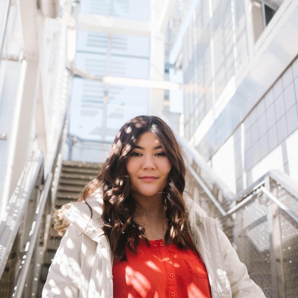 Meet your Posher, Michelle - Picture 1 of 1